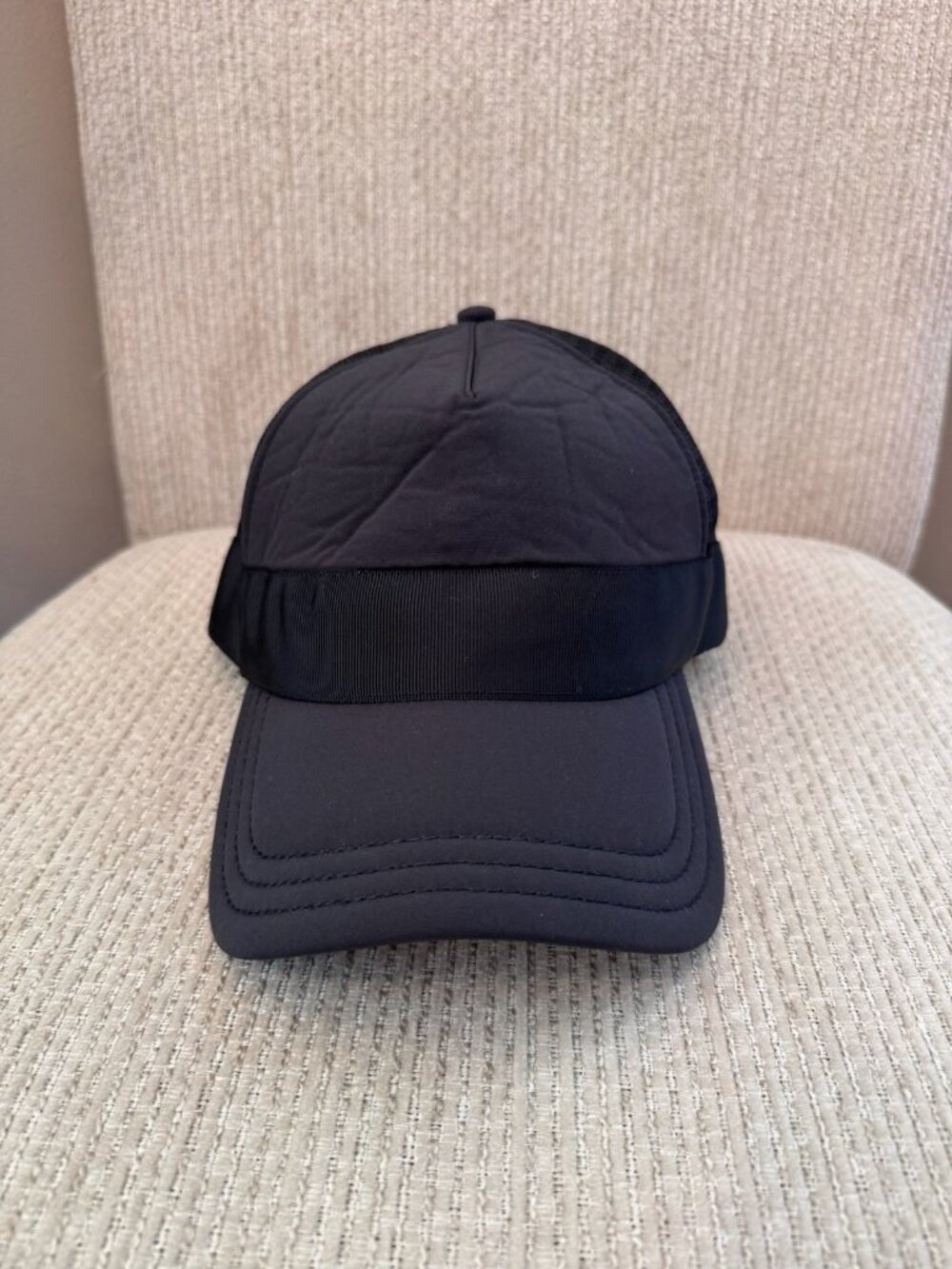 Lululemon Snapback Hat Black One Size Solid Adjustable Outdoor Mesh